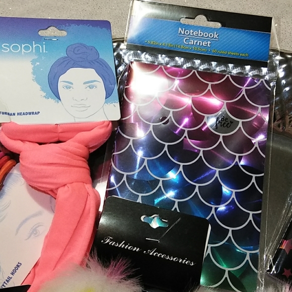 🦄NWT 6 PIECE HAIR ACCESSORIES SET W/MERMAID OR 🦄 - Picture 5 of 8